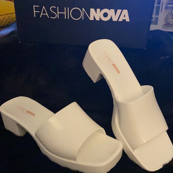 Women’s white heeled jelly mules - Picture 1 of 4